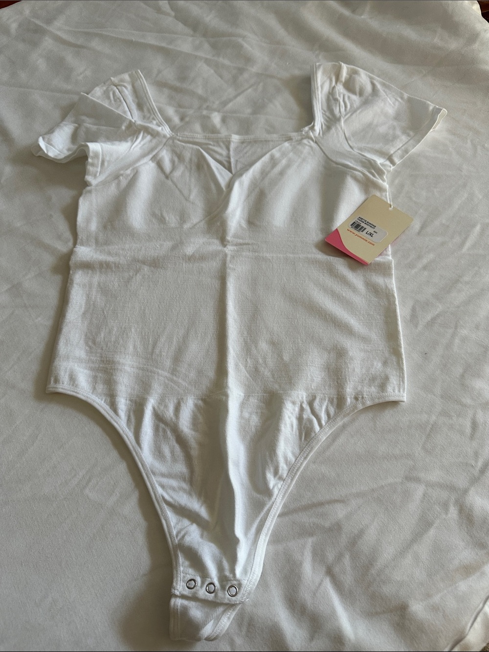 White Short Sleeve Square Neck Bodysuit